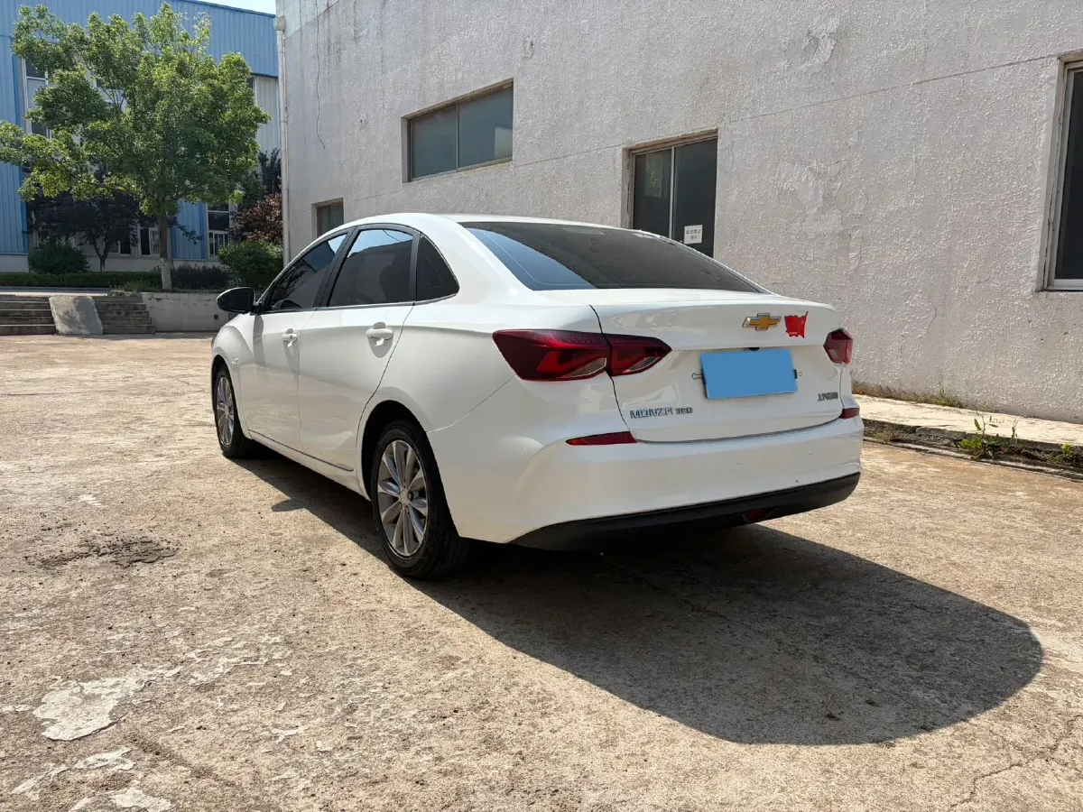 2021 Chevrolet Monza 1.5L 113HP L4 6AT,autocango,china used car exporter,china ev exporter,chinese used car exporter,chinese used ev exporter