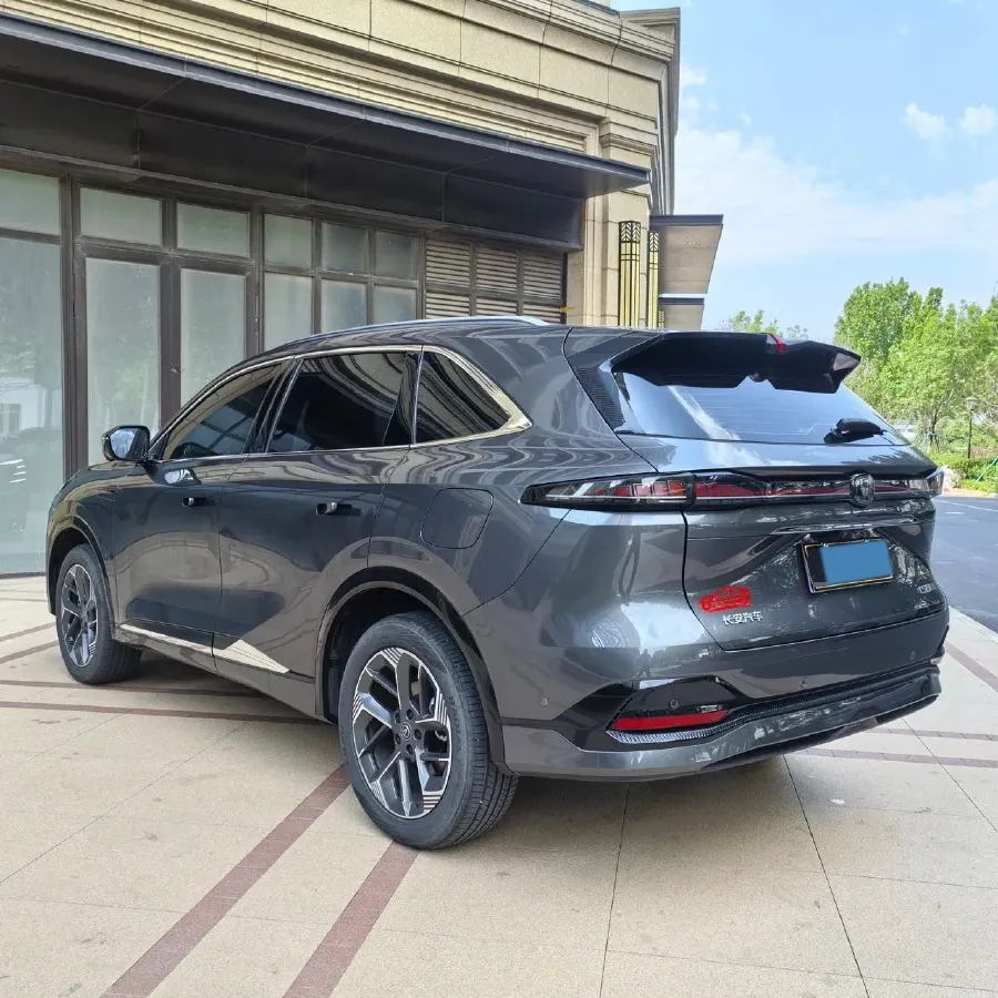 2025 ChangAn CS75 Plus 1.5T 192HP L4 8AT,autocango,china used car exporter,china ev exporter,chinese used car exporter,chinese used ev exporter