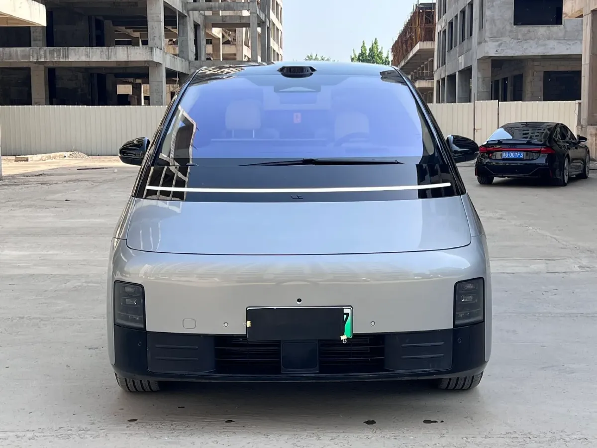 2025 Li MEGA BEV,autocango,china used car exporter,china ev exporter,chinese used car exporter,chinese used ev exporter
