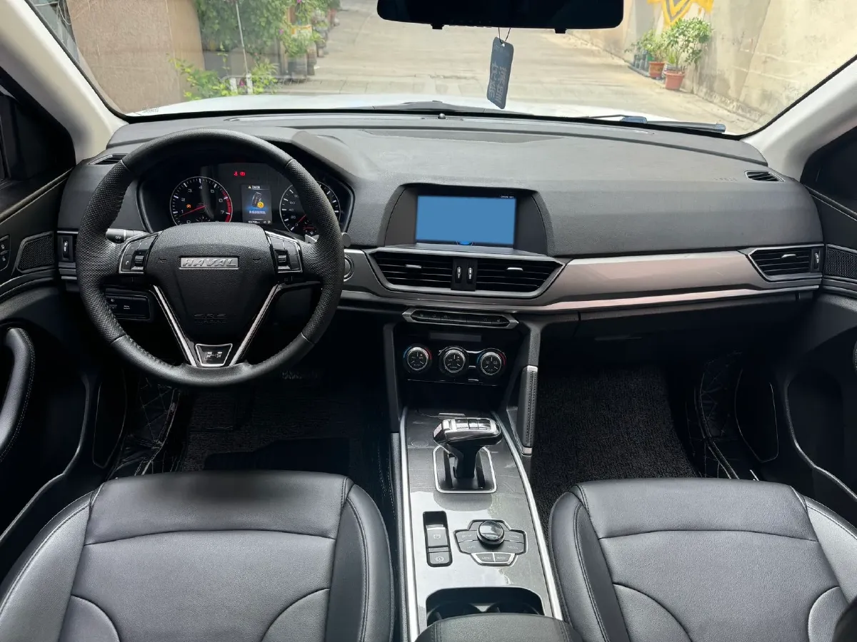 2018 Haval H6 1.5T 150HP L4 7DCT,autocango,china used car exporter,china ev exporter,chinese used car exporter,chinese used ev exporter