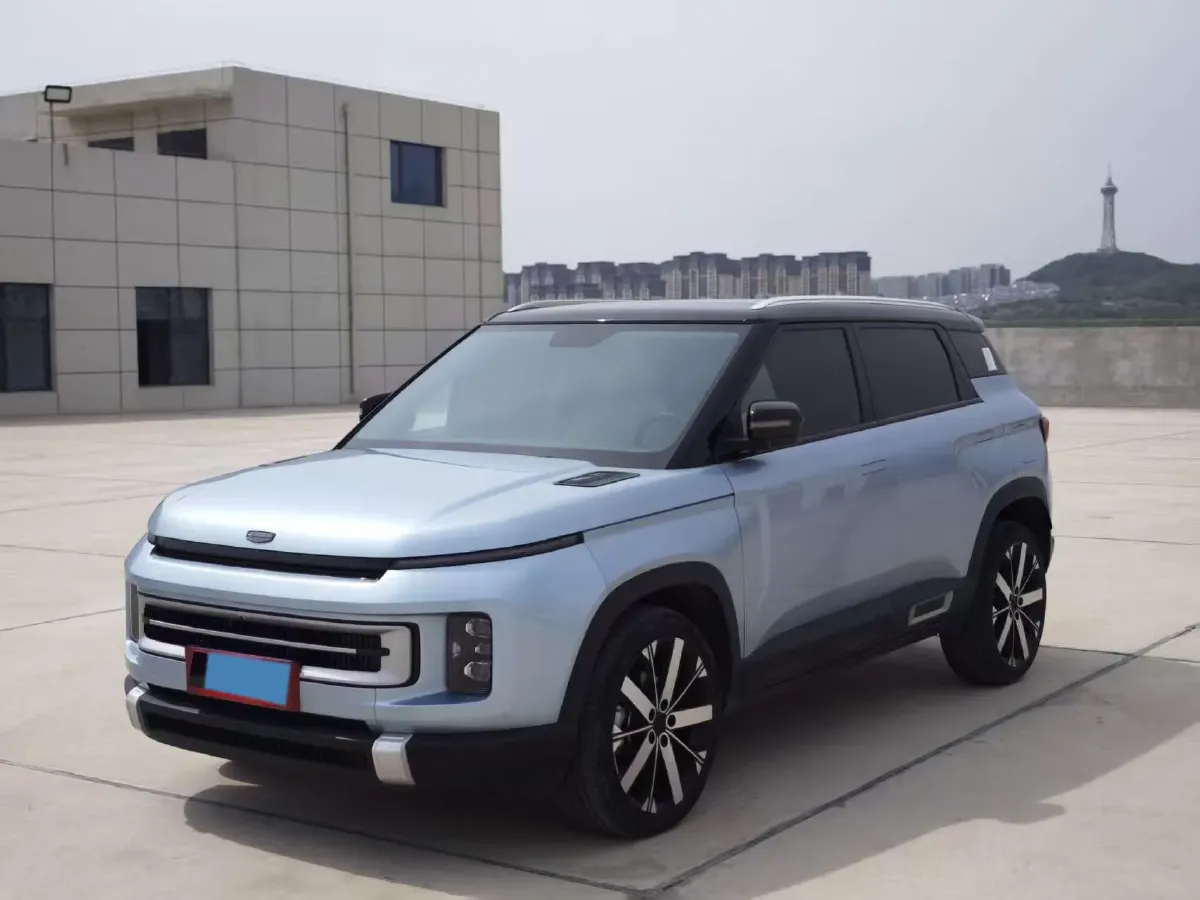 2023 Geely ICON 1.5T 181HP L4 7DCT,autocango,china used car exporter,china ev exporter,chinese used car exporter,chinese used ev exporter