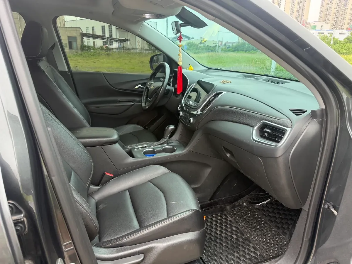 2019 Chevrolet Equinox 1.5T 180HP L4 6AT,autocango,china used car exporter,china ev exporter,chinese used car exporter,chinese used ev exporter