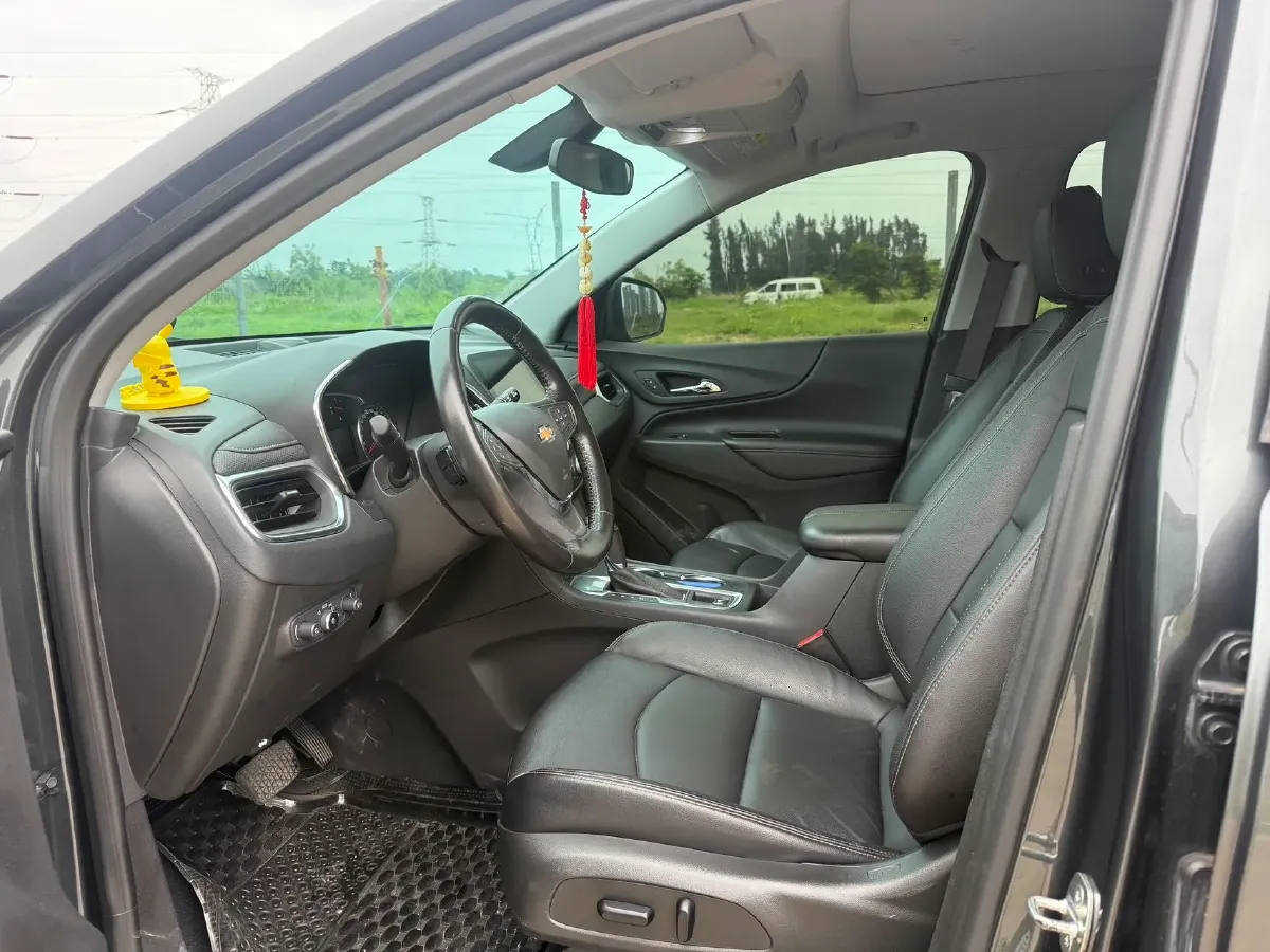 2019 Chevrolet Equinox 1.5T 180HP L4 6AT,autocango,china used car exporter,china ev exporter,chinese used car exporter,chinese used ev exporter