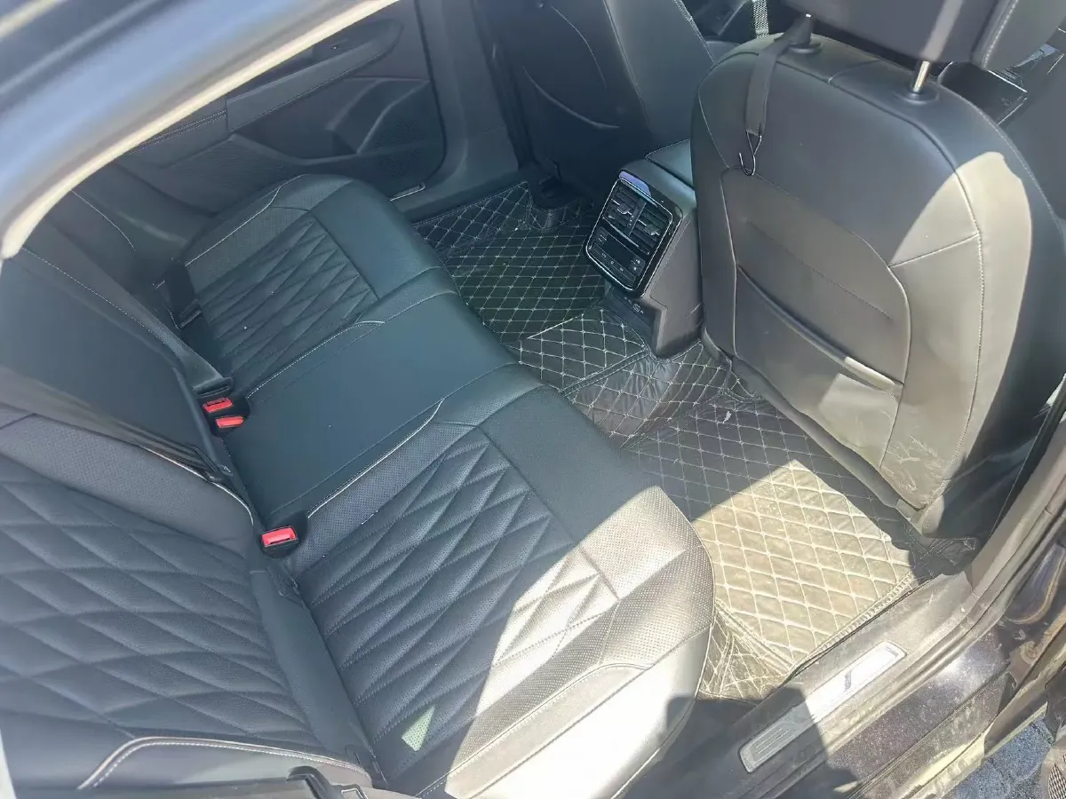 2020 Volkswagen Passat 2.0T 186HP L4 7DCT,autocango,china used car exporter,china ev exporter,chinese used car exporter,chinese used ev exporter