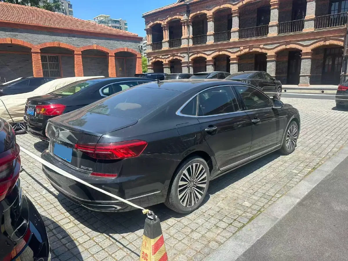 2020 Volkswagen Passat 2.0T 186HP L4 7DCT,autocango,china used car exporter,china ev exporter,chinese used car exporter,chinese used ev exporter
