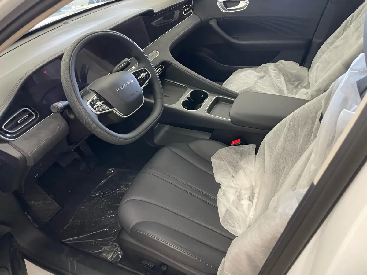 2025 Roewe D7 1.5L 112HP L4 1DHT PHEV 19.7KWH,autocango,china used car exporter,china ev exporter,chinese used car exporter,chinese used ev exporter