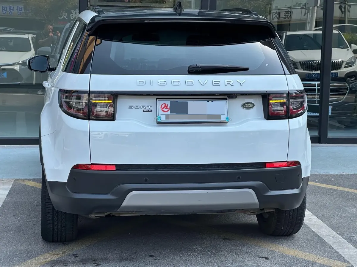 2020 Land Rover Discovery Sport 2.0T 200HP L4 9AT,autocango,china used car exporter,china ev exporter,chinese used car exporter,chinese used ev exporter