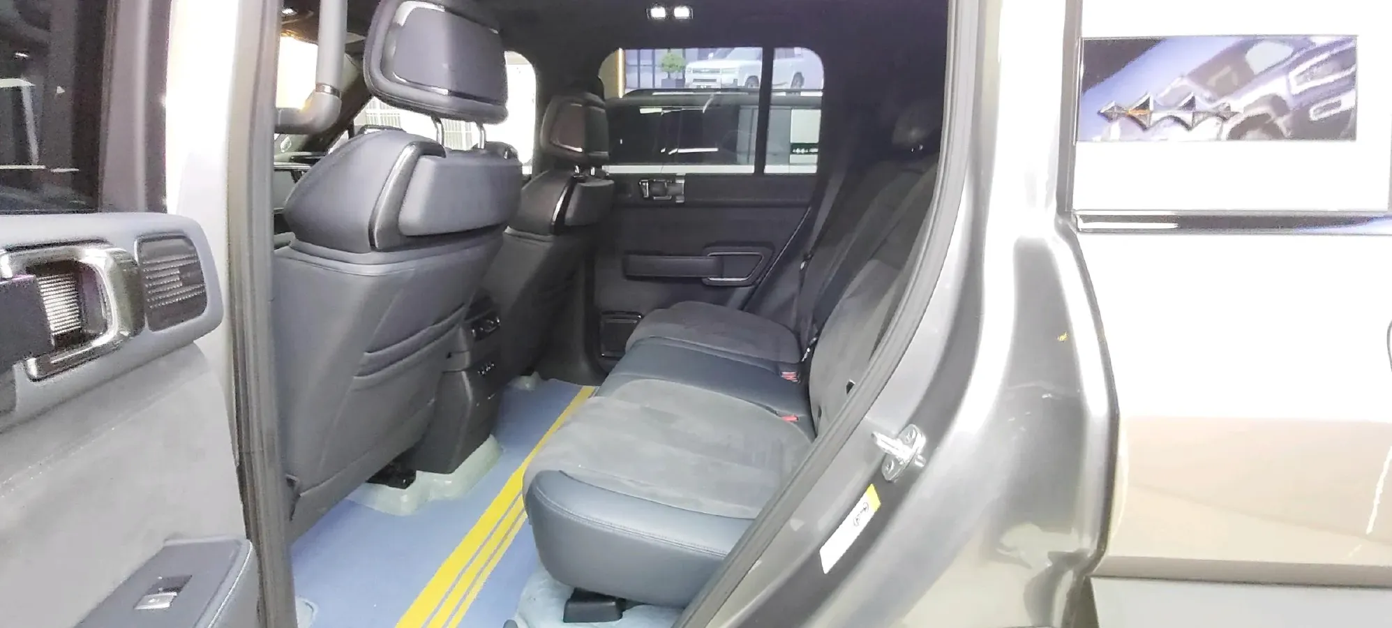 2023 FangChengBao Bao 5 1.5T 194HP L4 E-CVT PHEV 31.8KWH,autocango,china used car exporter,china ev exporter,chinese used car exporter,chinese used ev exporter