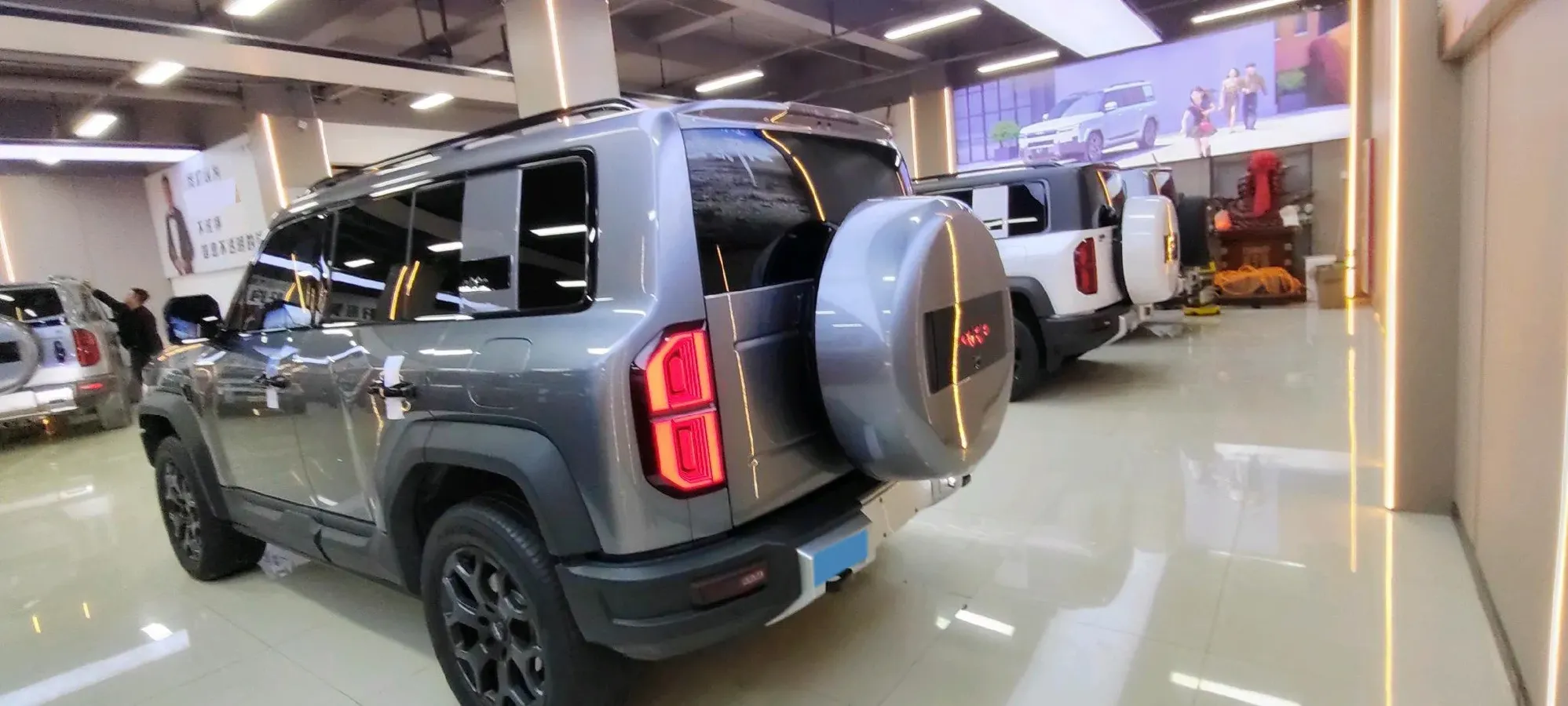 2023 FangChengBao Bao 5 1.5T 194HP L4 E-CVT PHEV 31.8KWH,autocango,china used car exporter,china ev exporter,chinese used car exporter,chinese used ev exporter