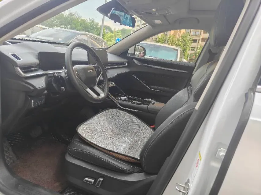 2021 Haval H6 1.5T 169HP L4 7DCT,autocango,china used car exporter,china ev exporter,chinese used car exporter,chinese used ev exporter