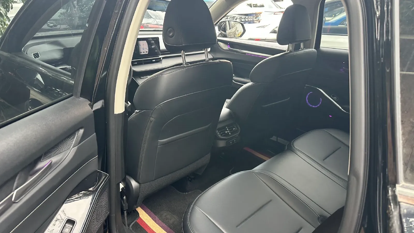 2024 Haval H6 1.5T 184HP L4 7DCT,autocango,china used car exporter,china ev exporter,chinese used car exporter,chinese used ev exporter