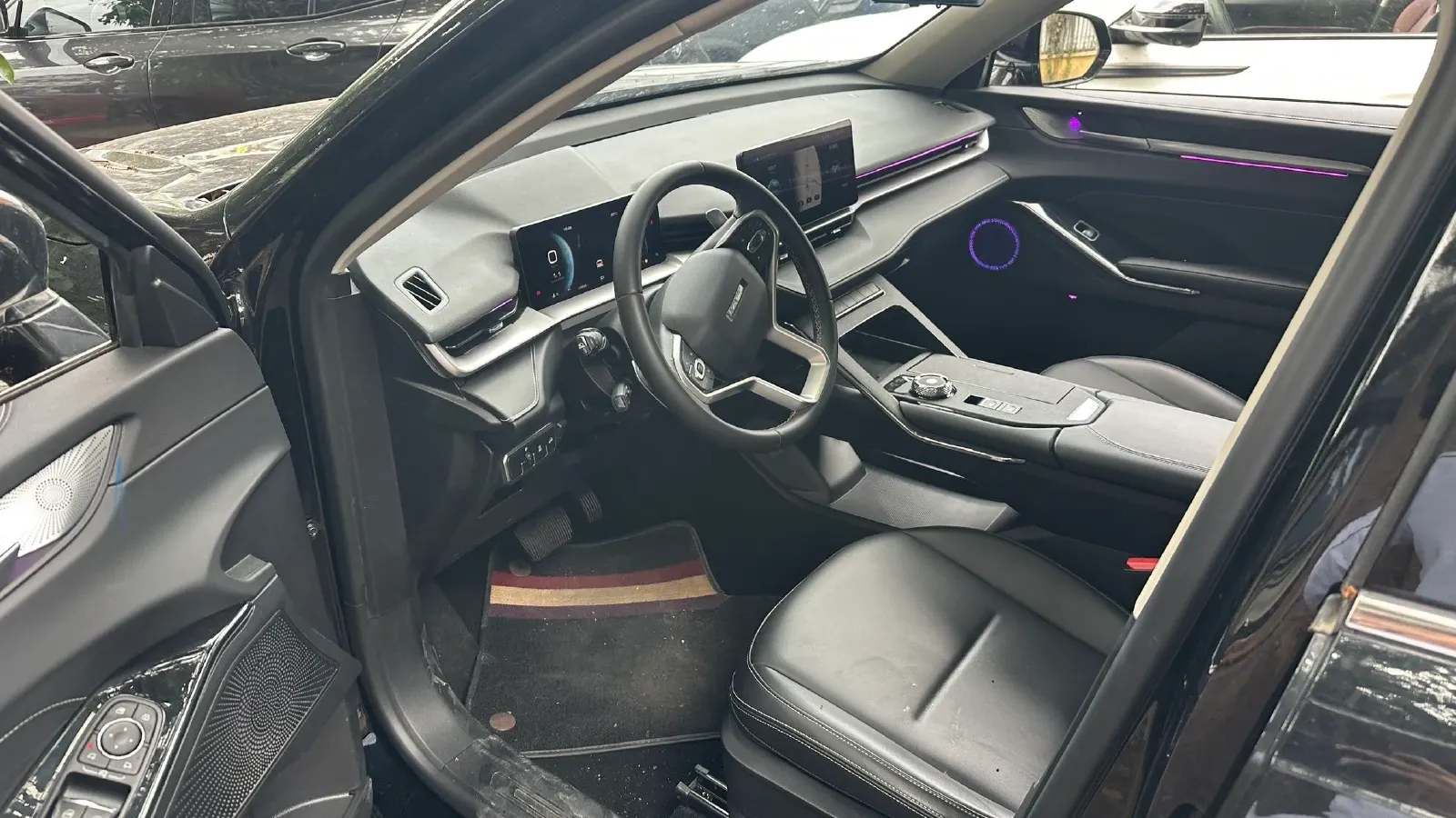 2024 Haval H6 1.5T 184HP L4 7DCT,autocango,china used car exporter,china ev exporter,chinese used car exporter,chinese used ev exporter
