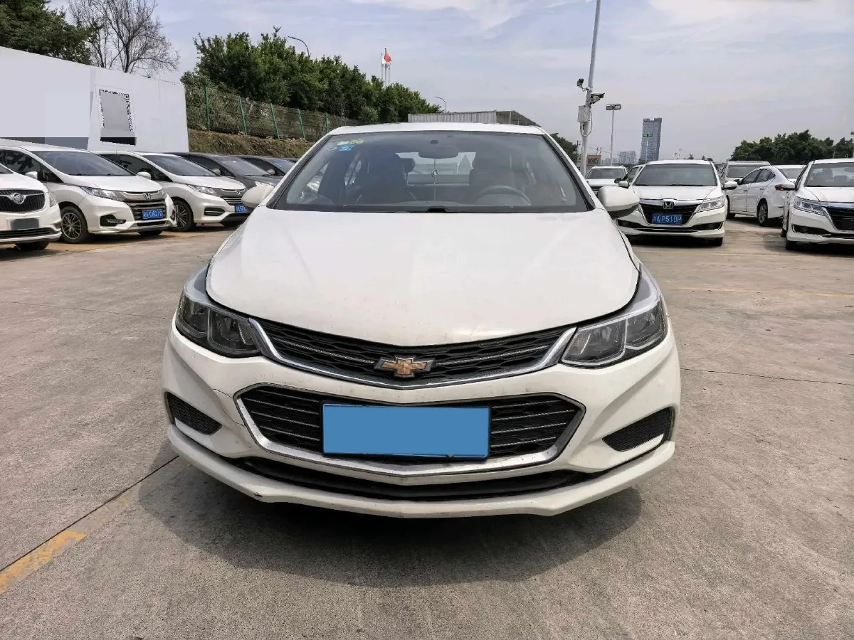 2018 Chevrolet Cruze 1.5L 114HP L4 6AT,autocango,china used car exporter,china ev exporter,chinese used car exporter,chinese used ev exporter