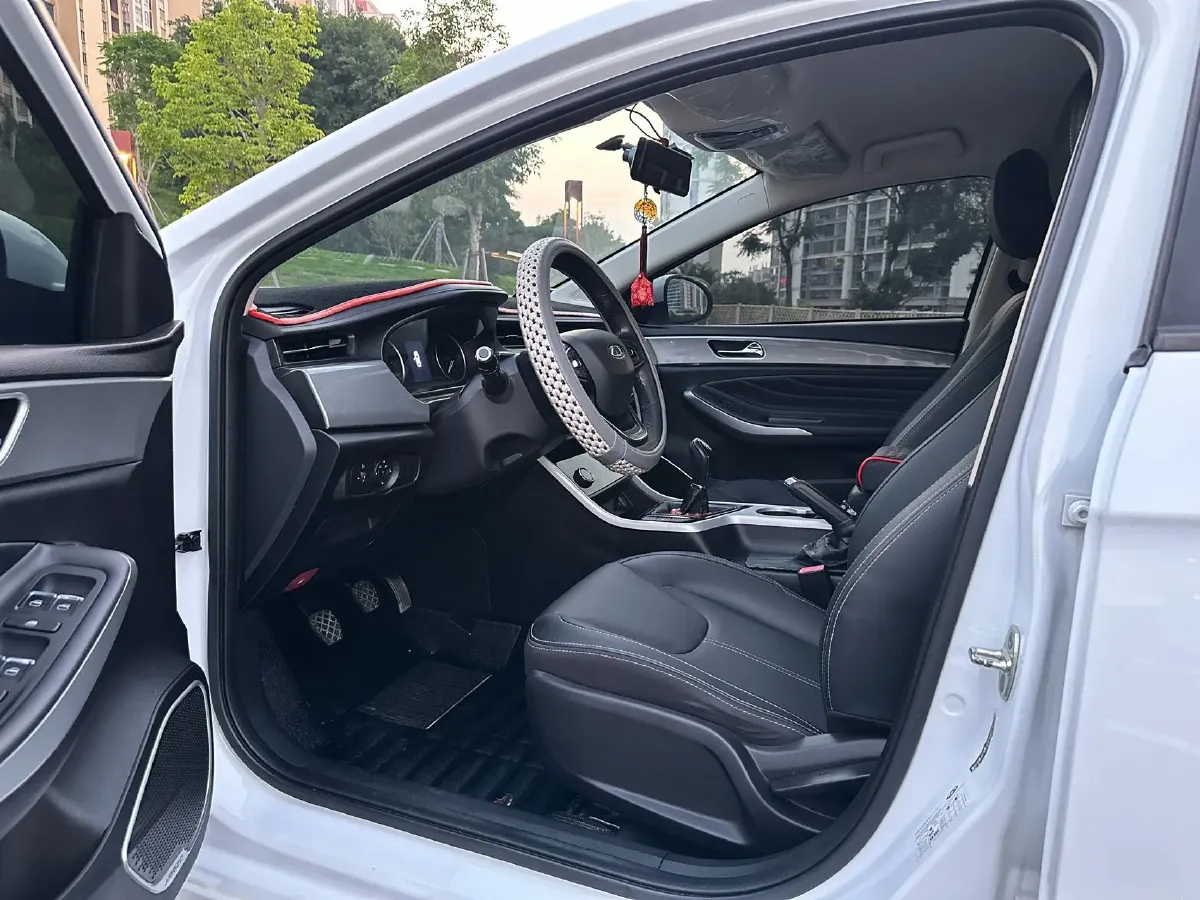 2019 Chery Arrizo 5 1.5L 116HP L4 5MT,autocango,china used car exporter,china ev exporter,chinese used car exporter,chinese used ev exporter