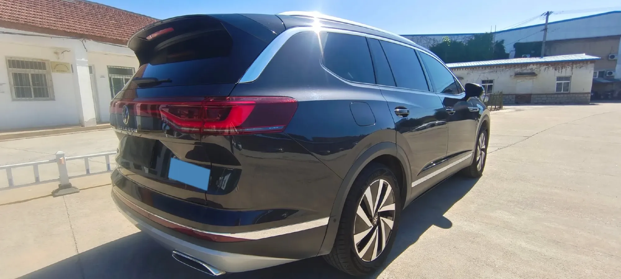 2021 Volkswagen Talagon 2.0T 220HP L4 7DCT,autocango,china used car exporter,china ev exporter,chinese used car exporter,chinese used ev exporter