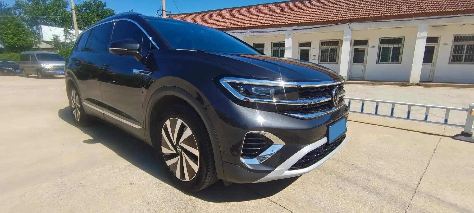 2021 Volkswagen Talagon 2.0T 220HP L4 7DCT,autocango,china used car exporter,china ev exporter,chinese used car exporter,chinese used ev exporter