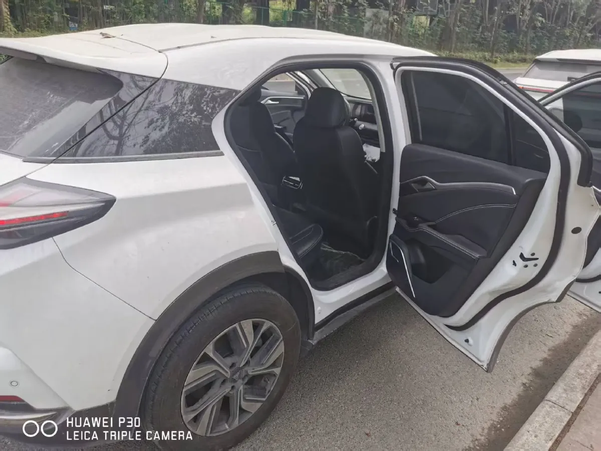 2022 Venucia Grand V 1.5T 190HP L4 7DCT,autocango,china used car exporter,china ev exporter,chinese used car exporter,chinese used ev exporter
