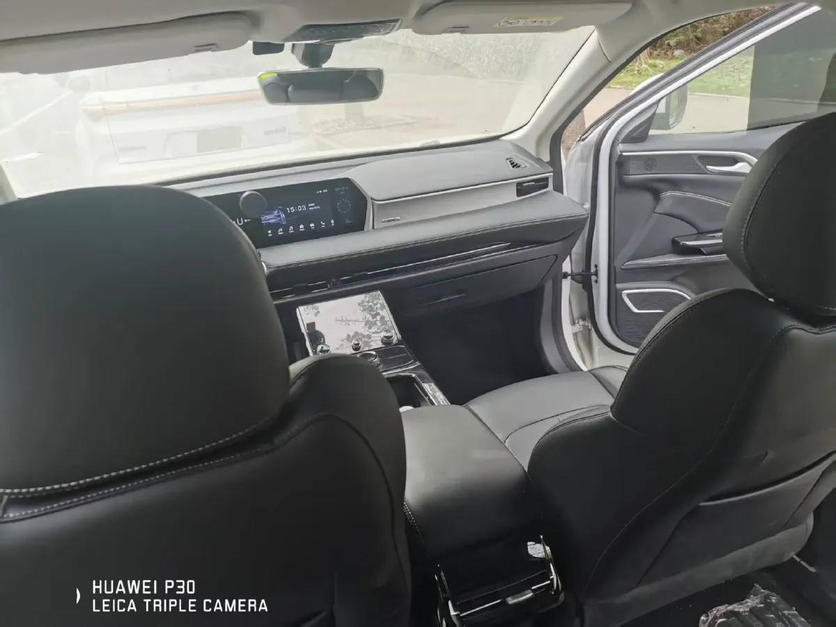 2022 Venucia Grand V 1.5T 190HP L4 7DCT,autocango,china used car exporter,china ev exporter,chinese used car exporter,chinese used ev exporter