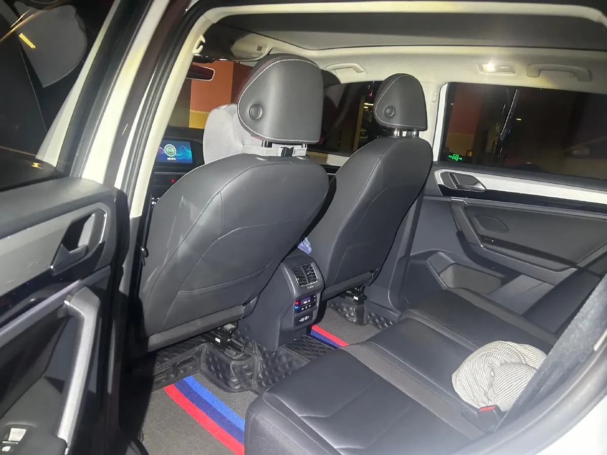 2020 Volkswagen Tayron 2.0T 186HP L4 7DCT,autocango,china used car exporter,china ev exporter,chinese used car exporter,chinese used ev exporter