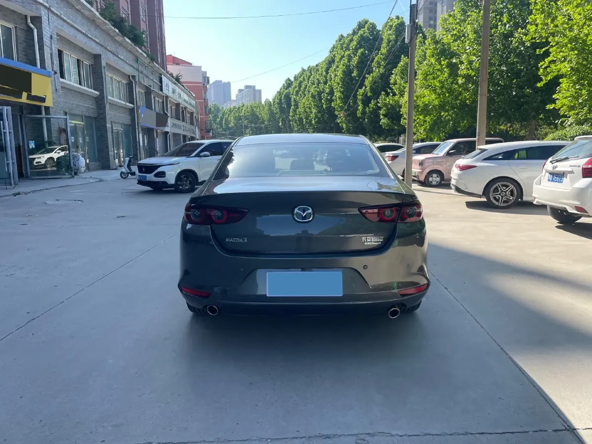 2022 Mazda 3 Axela 2.0L 158HP L4 6AT,autocango,china used car exporter,china ev exporter,chinese used car exporter,chinese used ev exporter