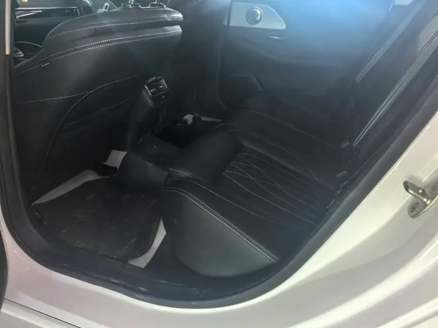 2024 Chery Arrizo 8 1.6T 197HP L4 7DCT,autocango,china used car exporter,china ev exporter,chinese used car exporter,chinese used ev exporter