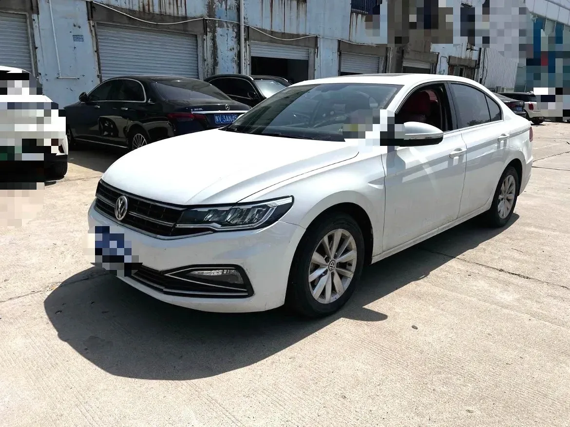 2019 Volkswagen Golf Sportsvan 1.6L 110HP L4 6AT,autocango,china used car exporter,china ev exporter,chinese used car exporter,chinese used ev exporter