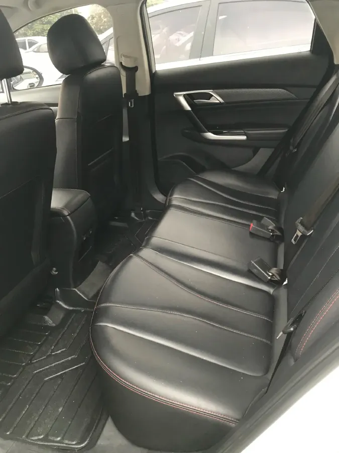 2022 Bestune B70 2.0T 224HP L4 6AT,autocango,china used car exporter,china ev exporter,chinese used car exporter,chinese used ev exporter