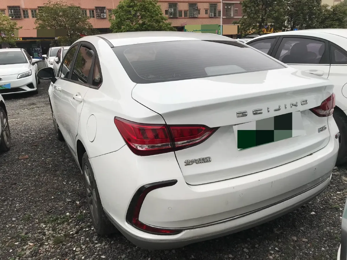 2022 Bestune B70 2.0T 224HP L4 6AT,autocango,china used car exporter,china ev exporter,chinese used car exporter,chinese used ev exporter
