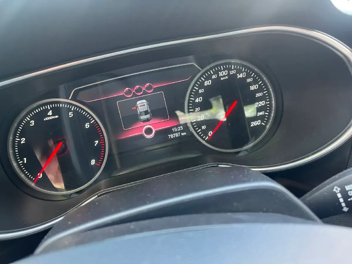 2020 HongQi H5 1.5T 169HP L4 7DCT,autocango,china used car exporter,china ev exporter,chinese used car exporter,chinese used ev exporter