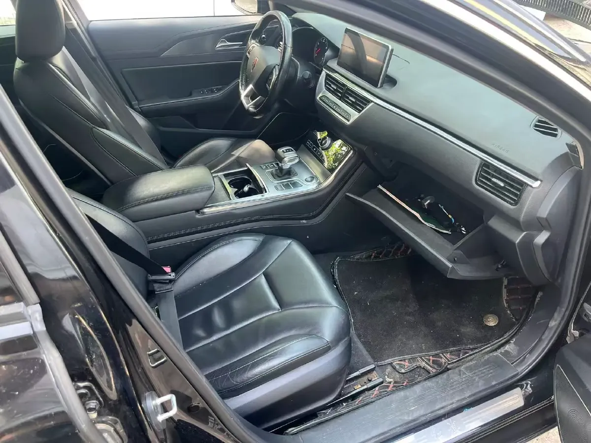 2020 HongQi H5 1.5T 169HP L4 7DCT,autocango,china used car exporter,china ev exporter,chinese used car exporter,chinese used ev exporter