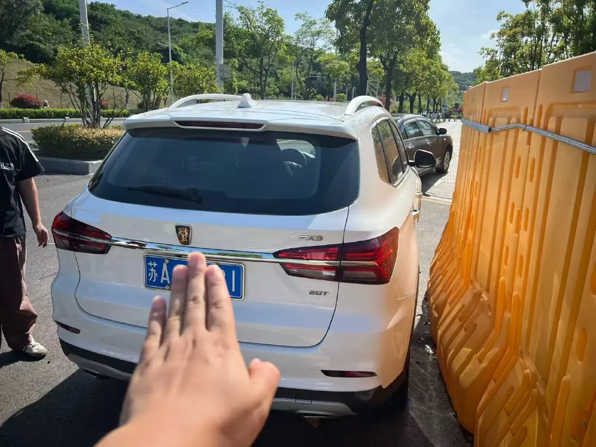 2020 Roewe RX5 1.5T 169HP L4 7DCT,autocango,china used car exporter,china ev exporter,chinese used car exporter,chinese used ev exporter