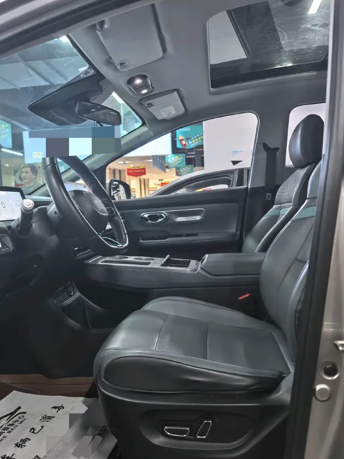 2023 GAC Trumpchi GS4 1.5T 177HP L4 6AT,autocango,china used car exporter,china ev exporter,chinese used car exporter,chinese used ev exporter