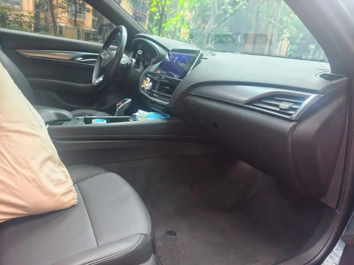 2022 Cadillac CT5 2.0T 237HP L4 10AT,autocango,china used car exporter,china ev exporter,chinese used car exporter,chinese used ev exporter