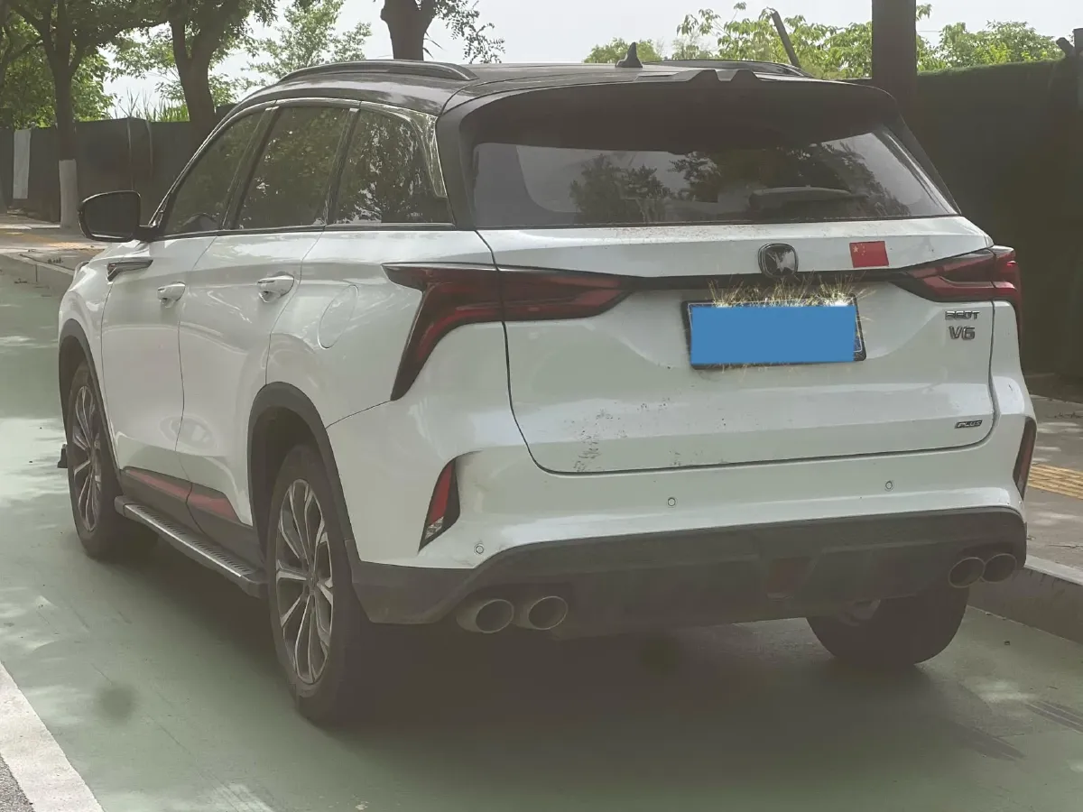 2022 ChangAn CS75 Plus 2.0T 233HP L4 8AT,autocango,china used car exporter,china ev exporter,chinese used car exporter,chinese used ev exporter