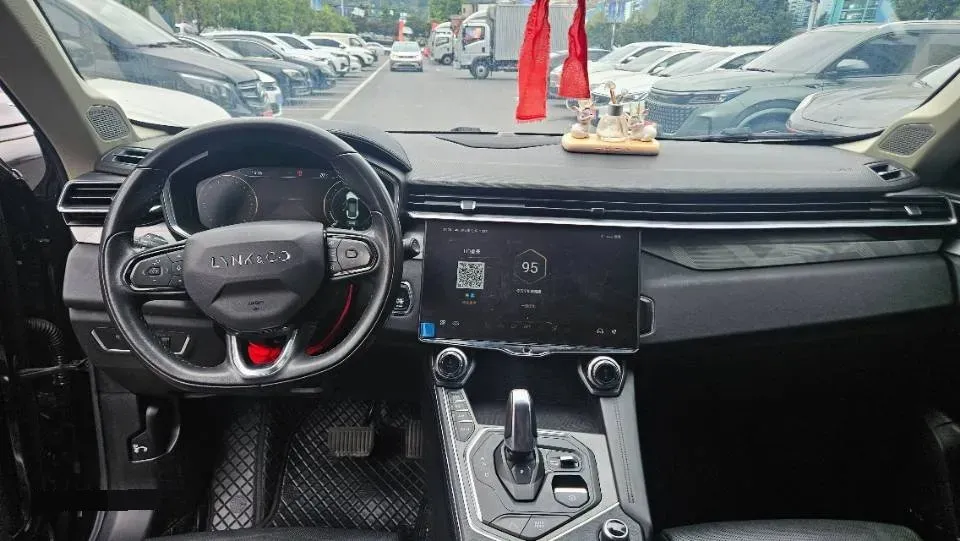 2021 LYNK&CO 01 2.0T 218HP L4 8AT,autocango,china used car exporter,china ev exporter,chinese used car exporter,chinese used ev exporter