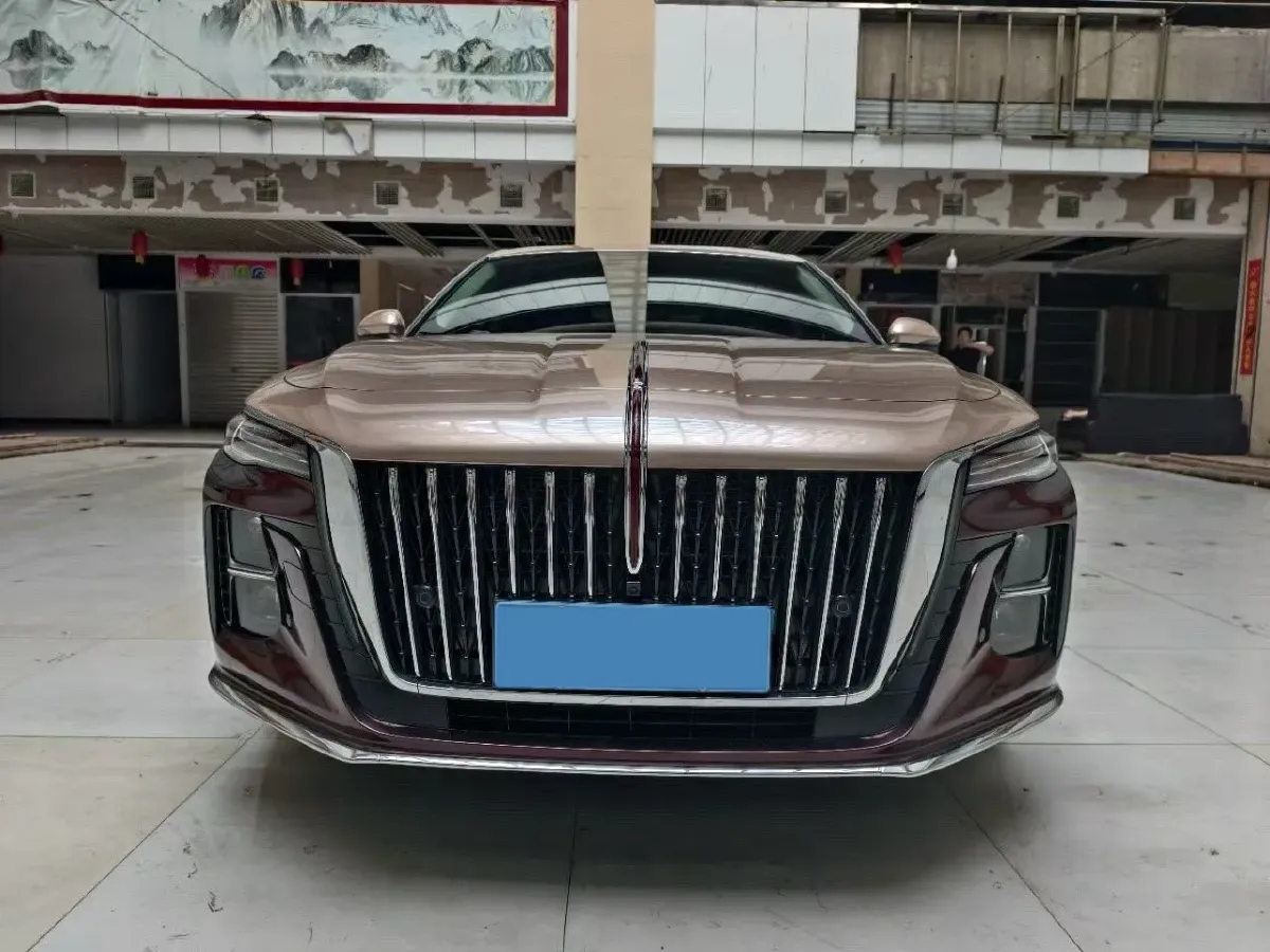 2025 HongQi H5 1.5T 169HP L4 1DHT Hybrid,autocango,china used car exporter,china ev exporter,chinese used car exporter,chinese used ev exporter