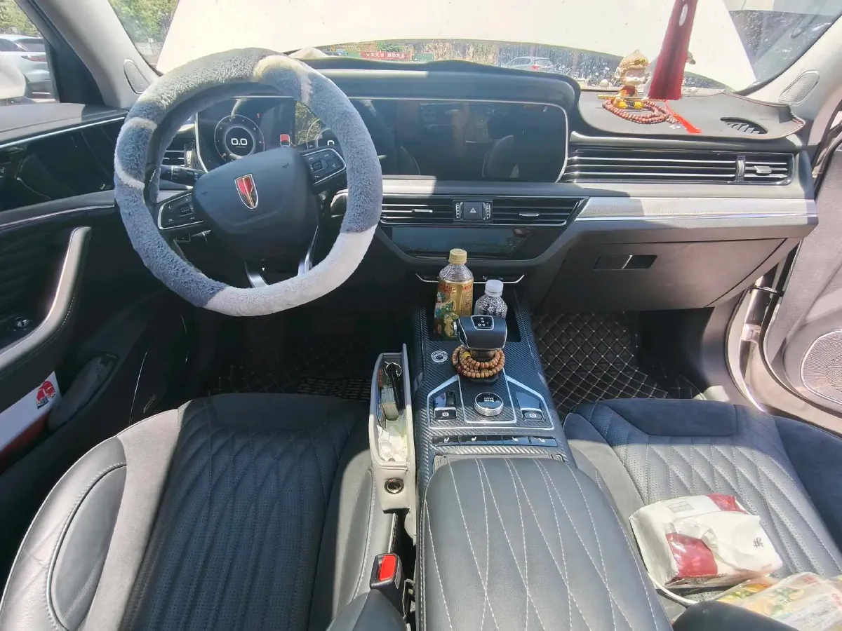 2022 HongQi HS5 2.0T 224HP L4 6AT,autocango,china used car exporter,china ev exporter,chinese used car exporter,chinese used ev exporter