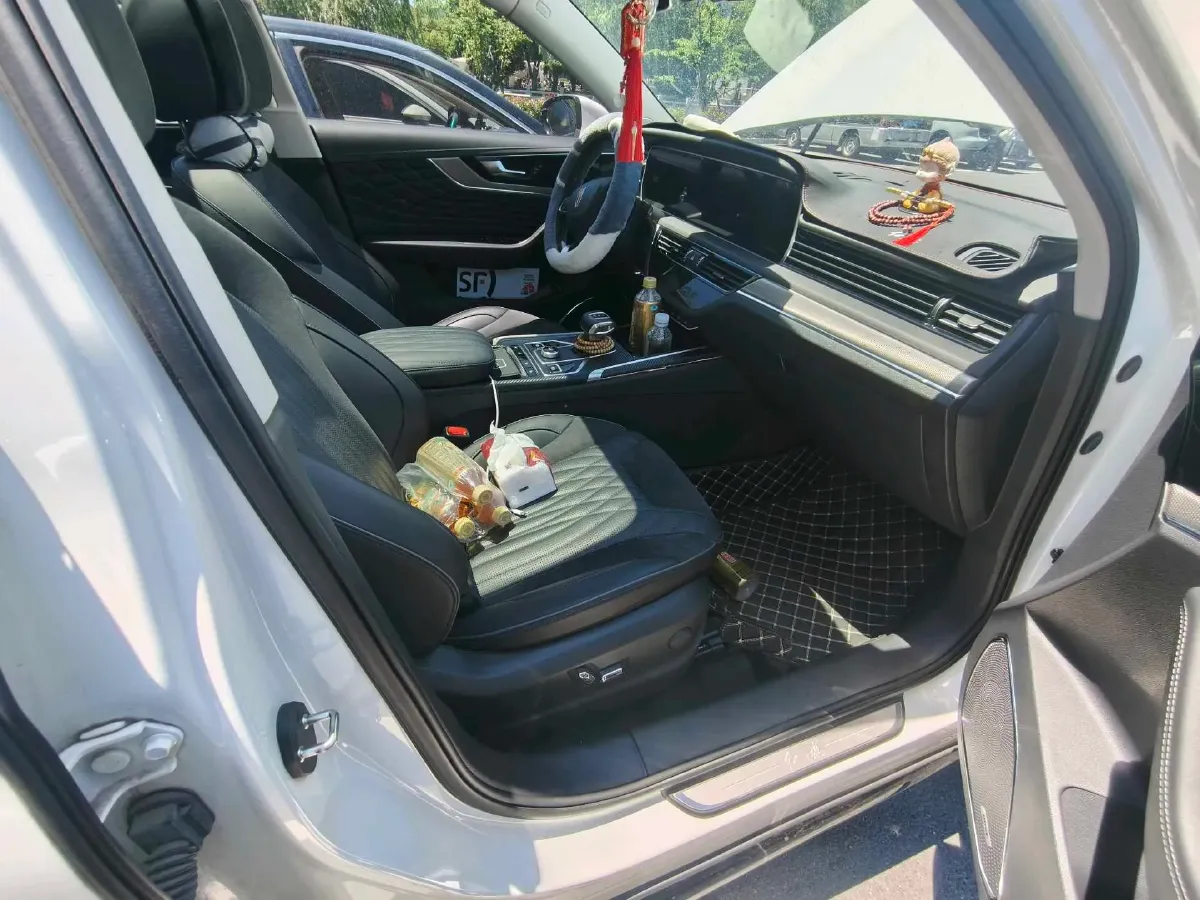 2022 HongQi HS5 2.0T 224HP L4 6AT,autocango,china used car exporter,china ev exporter,chinese used car exporter,chinese used ev exporter