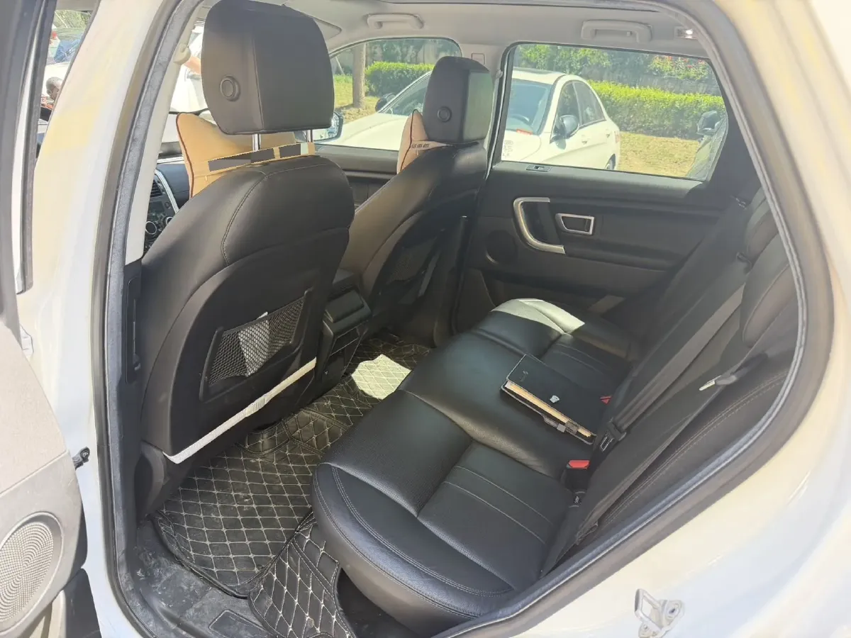 2018 Land Rover Discovery Sport 2.0T 241HP L4 9AT,autocango,china used car exporter,china ev exporter,chinese used car exporter,chinese used ev exporter