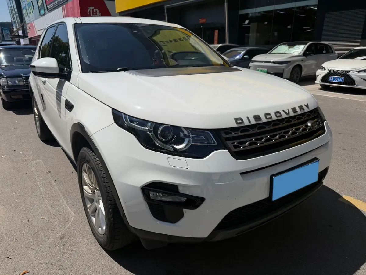 2018 Land Rover Discovery Sport 2.0T 241HP L4 9AT,autocango,china used car exporter,china ev exporter,chinese used car exporter,chinese used ev exporter