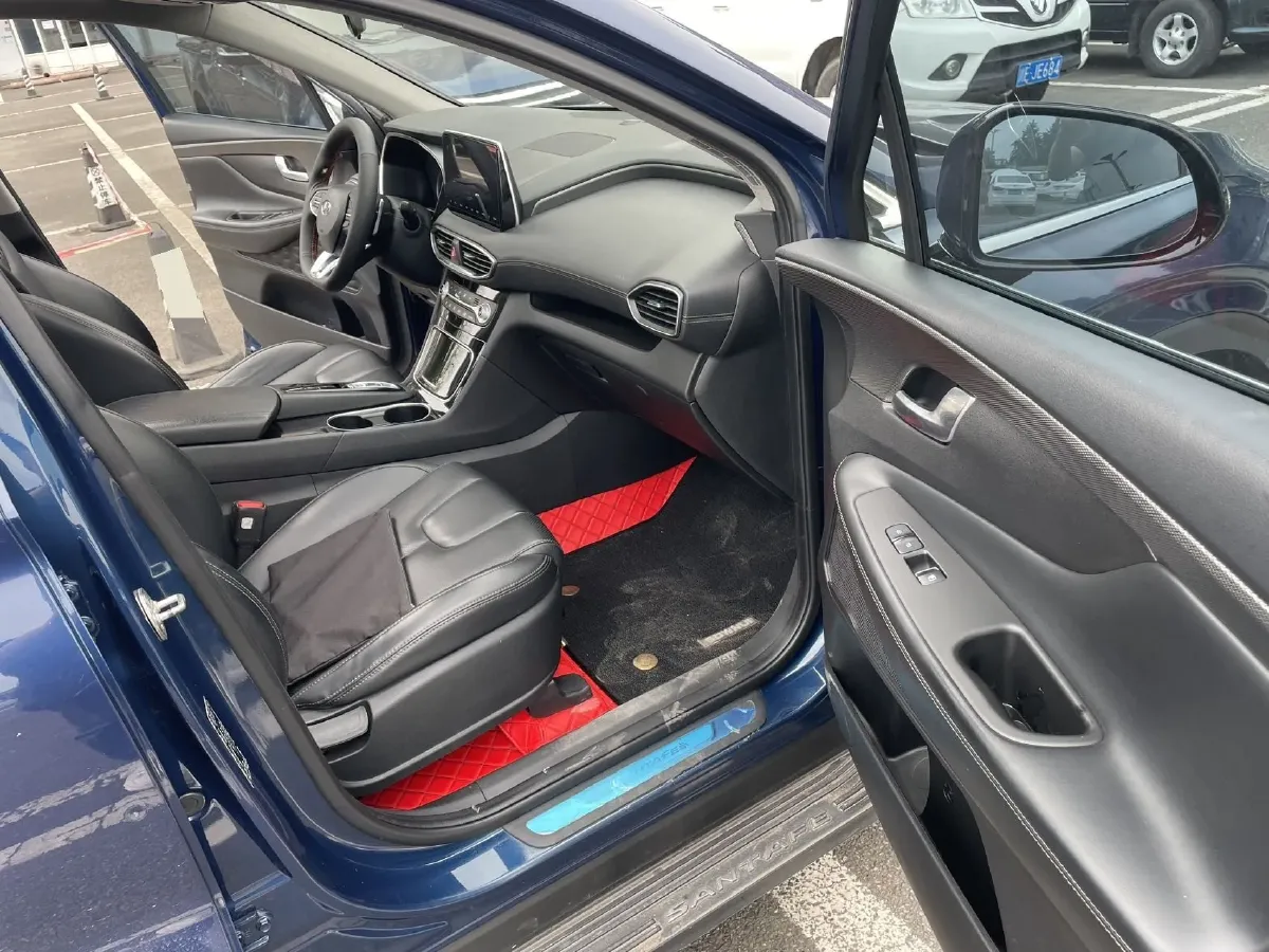 2019 Hyundai Santafe 2.0T 240HP L4 8AT,autocango,china used car exporter,china ev exporter,chinese used car exporter,chinese used ev exporter