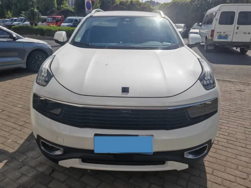 2019 Beijing BJ40 2.0T 218HP L4 6AT,autocango,china used car exporter,china ev exporter,chinese used car exporter,chinese used ev exporter