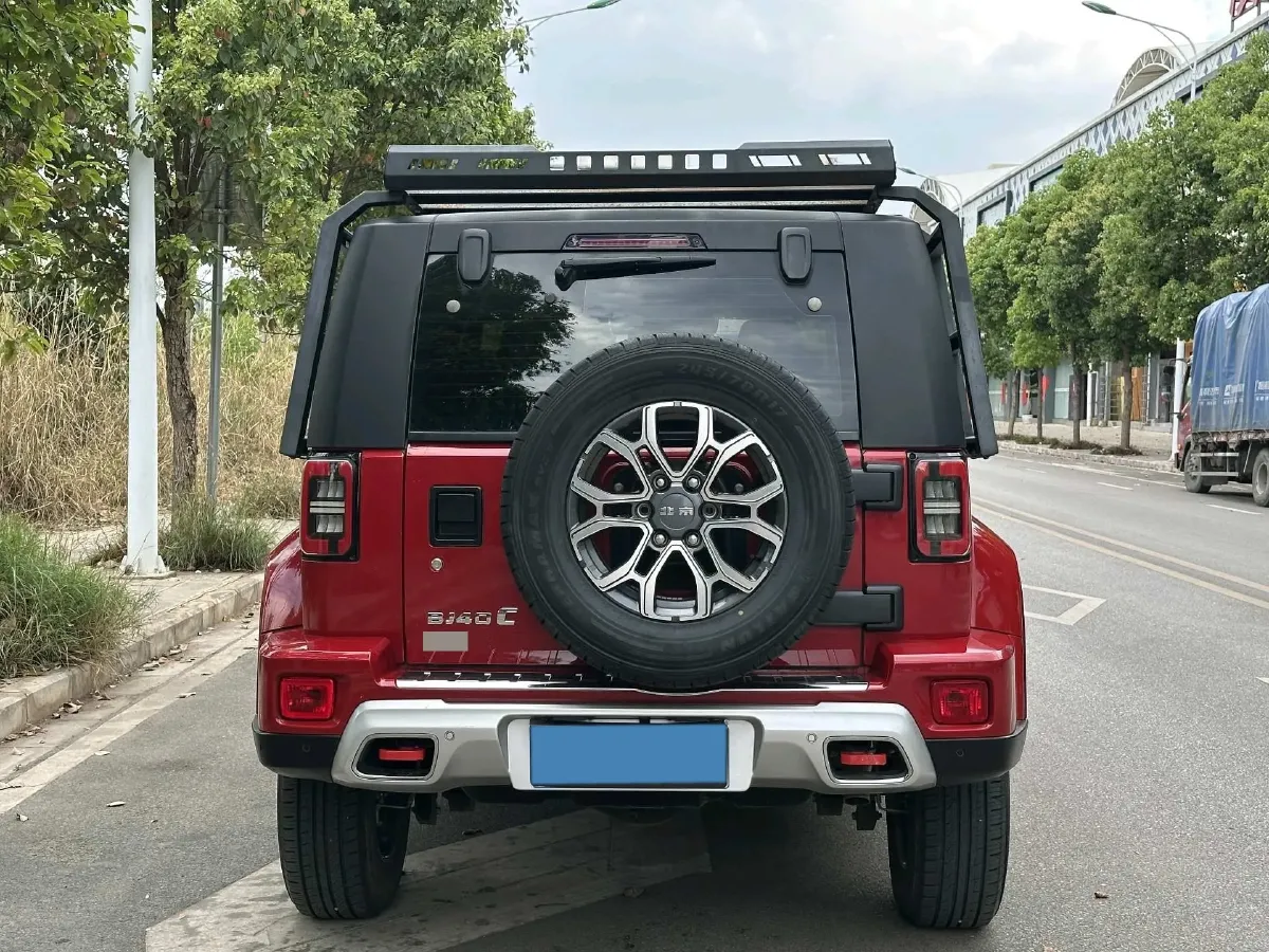 2021 Beijing BJ40 2.0T 224HP L4 8AT,autocango,china used car exporter,china ev exporter,chinese used car exporter,chinese used ev exporter