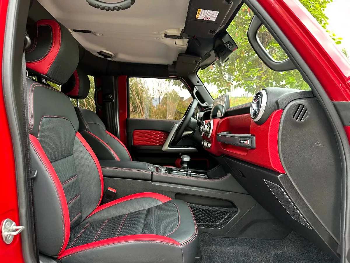 2021 Beijing BJ40 2.0T 224HP L4 8AT,autocango,china used car exporter,china ev exporter,chinese used car exporter,chinese used ev exporter