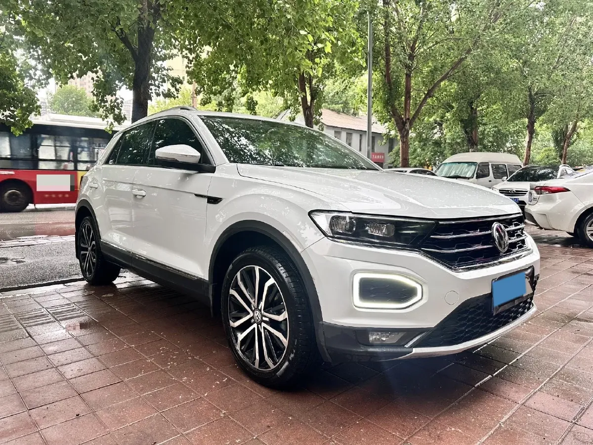 2019 Volkswagen T-Roc 1.4T 150HP L4 7DCT,autocango,china used car exporter,china ev exporter,chinese used car exporter,chinese used ev exporter