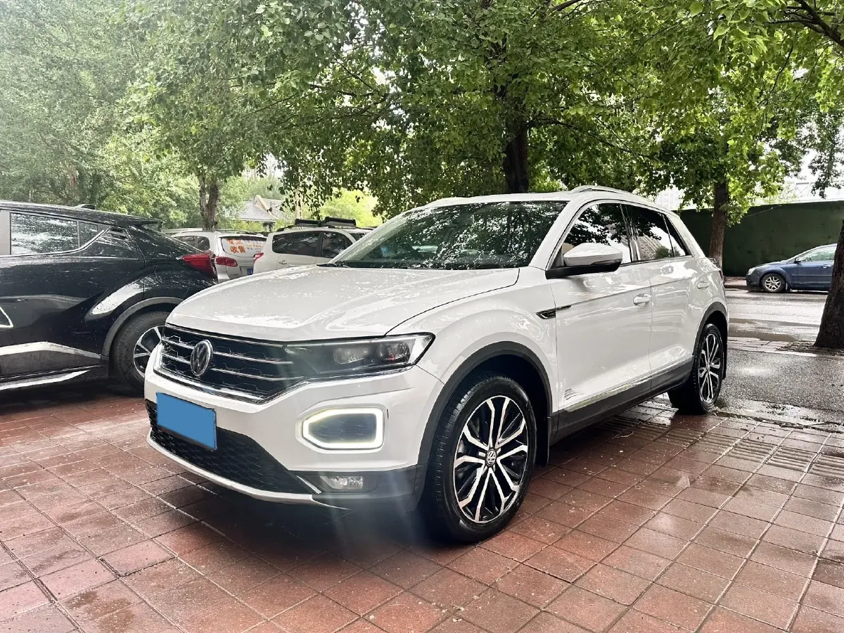 2019 Volkswagen T-Roc 1.4T 150HP L4 7DCT,autocango,china used car exporter,china ev exporter,chinese used car exporter,chinese used ev exporter