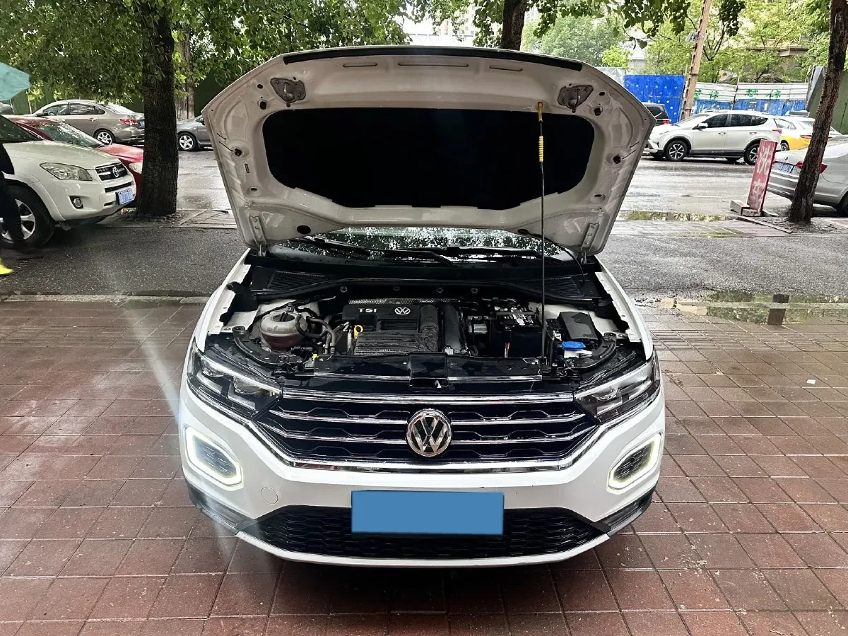 2019 Volkswagen T-Roc 1.4T 150HP L4 7DCT,autocango,china used car exporter,china ev exporter,chinese used car exporter,chinese used ev exporter