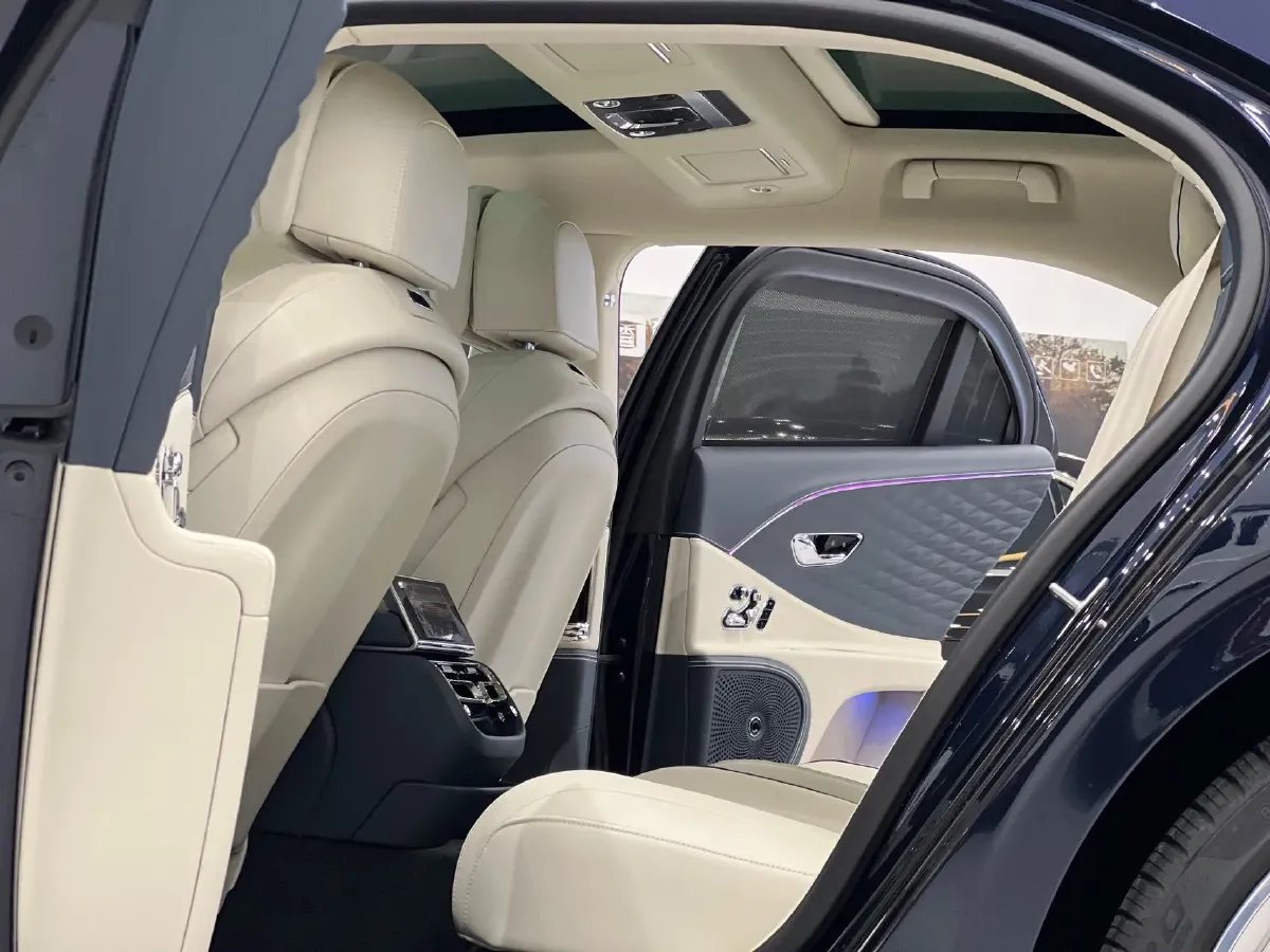 2021 Bentley Flying Spur 4.0T 550HP V8 8DCT,autocango,china used car exporter,china ev exporter,chinese used car exporter,chinese used ev exporter