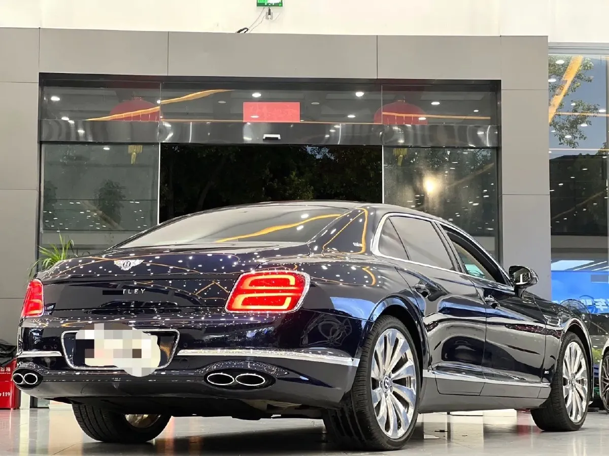 2021 Bentley Flying Spur 4.0T 550HP V8 8DCT,autocango,china used car exporter,china ev exporter,chinese used car exporter,chinese used ev exporter