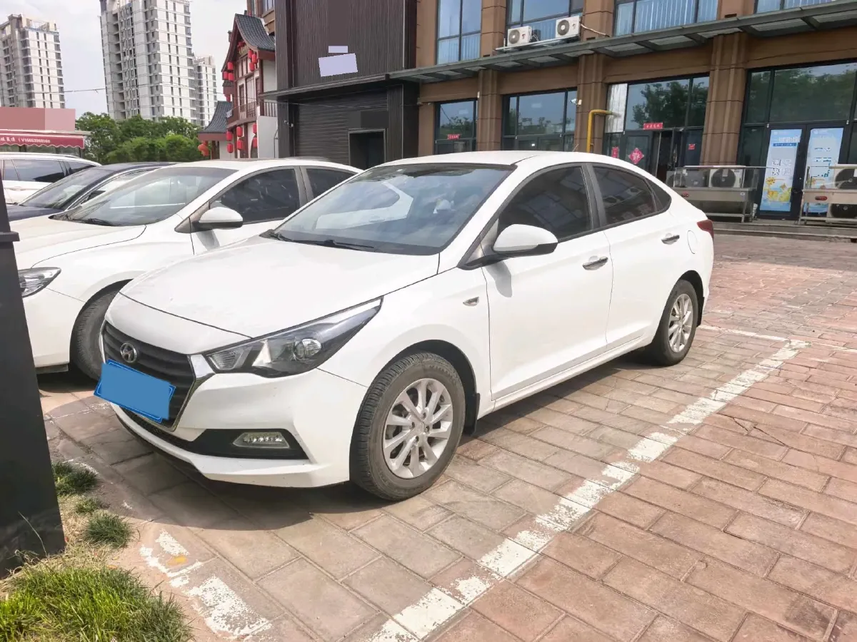 2016 Hyundai Verna 1.4L 100HP L4 6MT,autocango,china used car exporter,china ev exporter,chinese used car exporter,chinese used ev exporter